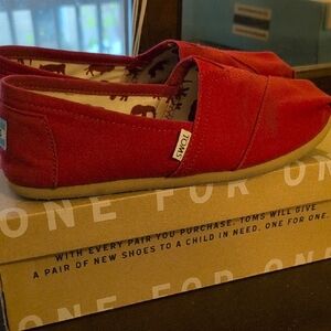 TOMS Moccasins in Bright Red